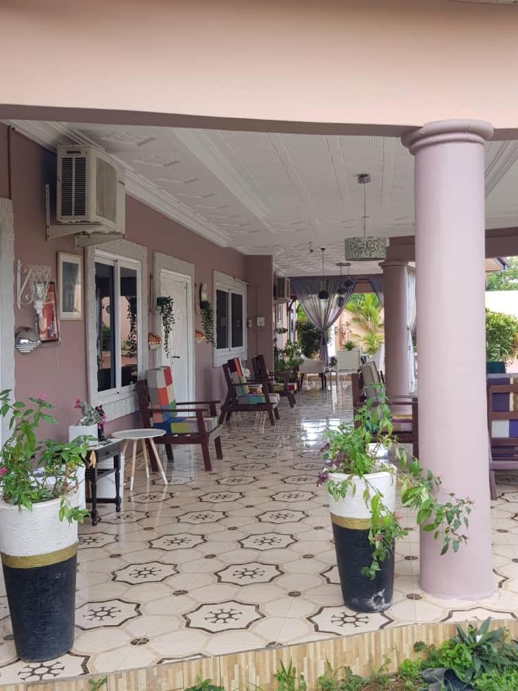 Nana Adu Guest House Koforidua Exterior foto